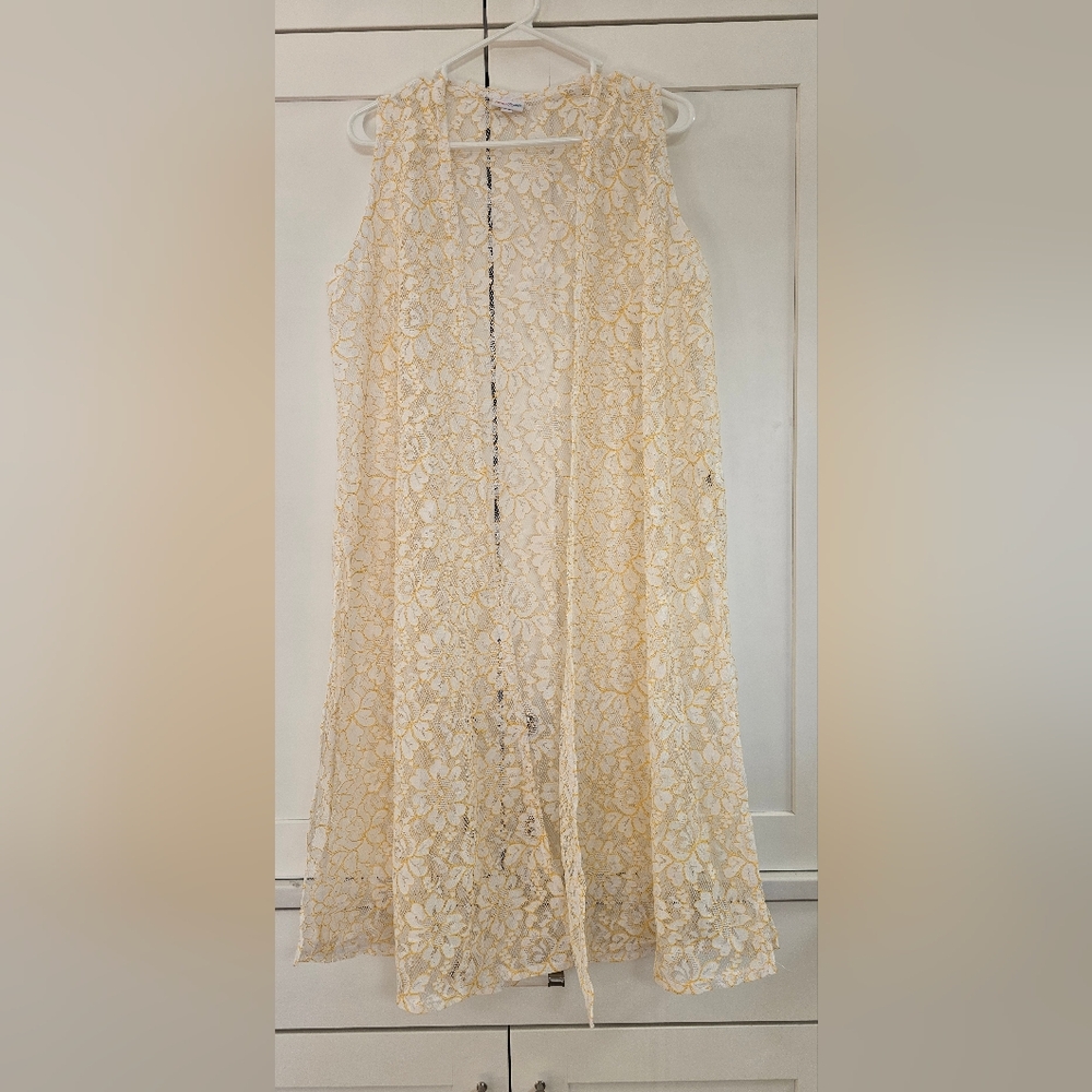 Floral Lace Sleeveless Cardigan Size